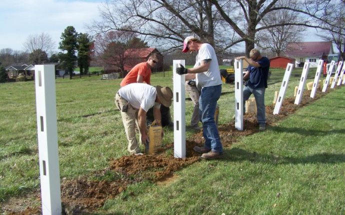 All About Fencing - Vinyl Fence