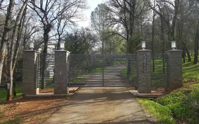 Driveway Gate Repair & Installation | Auburn