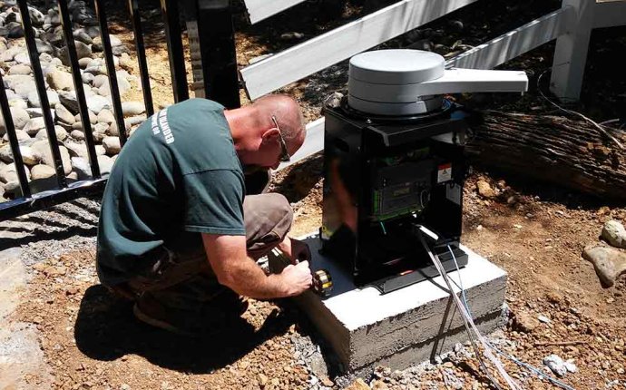 Garage Door & Opener Repair | Automatic Driveway Gate Install Service