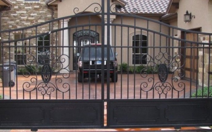 Garage Door Repair & Installation in Encino, CA - Dream Gate