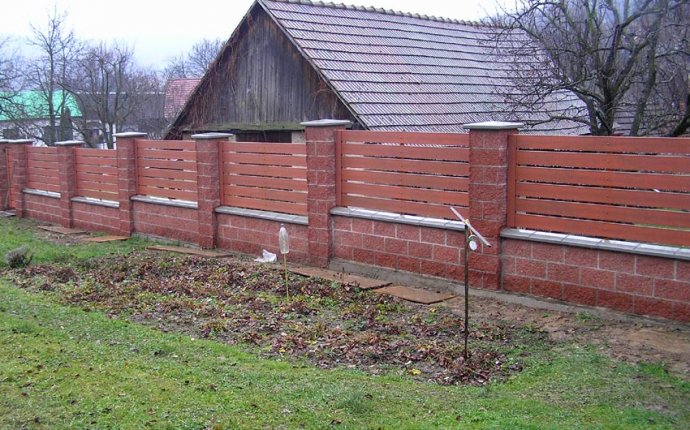Chainlink fence repair